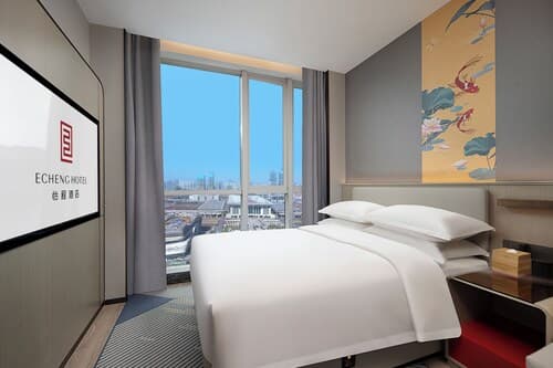 Yicheng Hotel