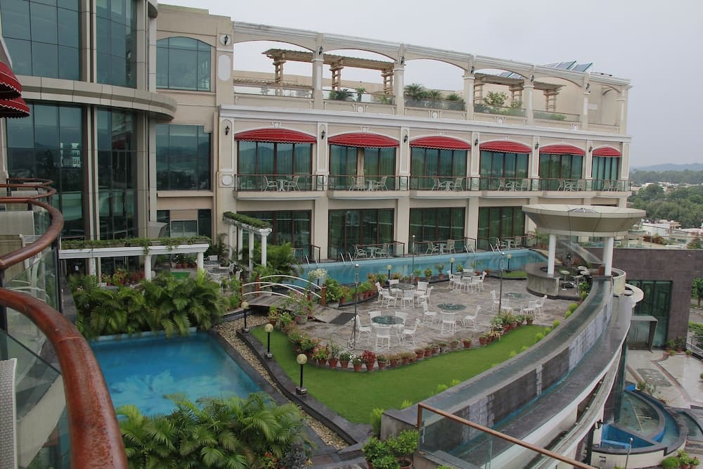 The BellaVista Hotel