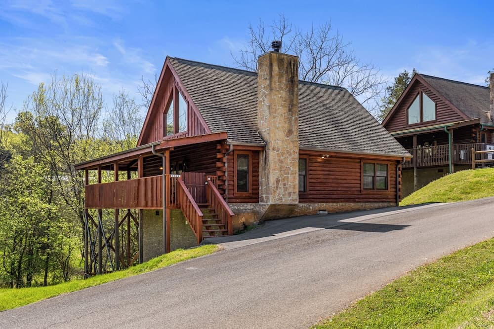 Serene Creek Cabin