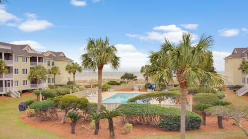 202 D Port O Call by Avantstay Beach Condo