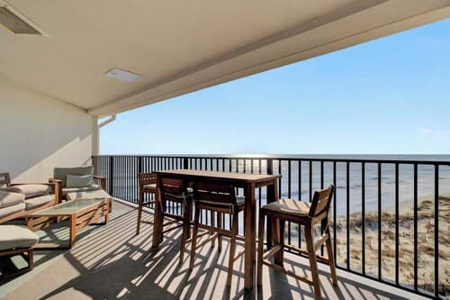 513 Seascape by Avantstay Oceanfront Home w/ Amazing Views & Community Pool Access