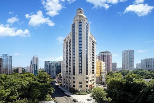 Wanda Yi Wuhan