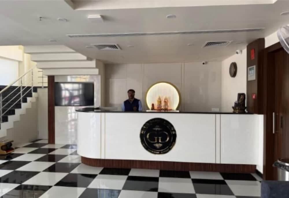Hotel Ganga Greens