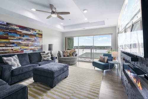 Emerald Bay Oasis Sleeps 6!