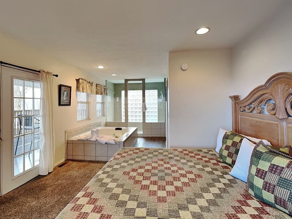 Brown Bear Chalet