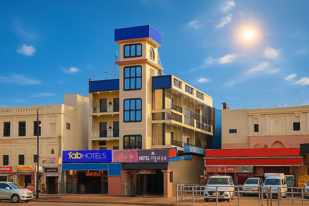 Fabhotel Raghunandan Inn