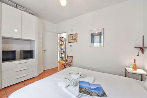 Residenza Lungolago Melide for 5