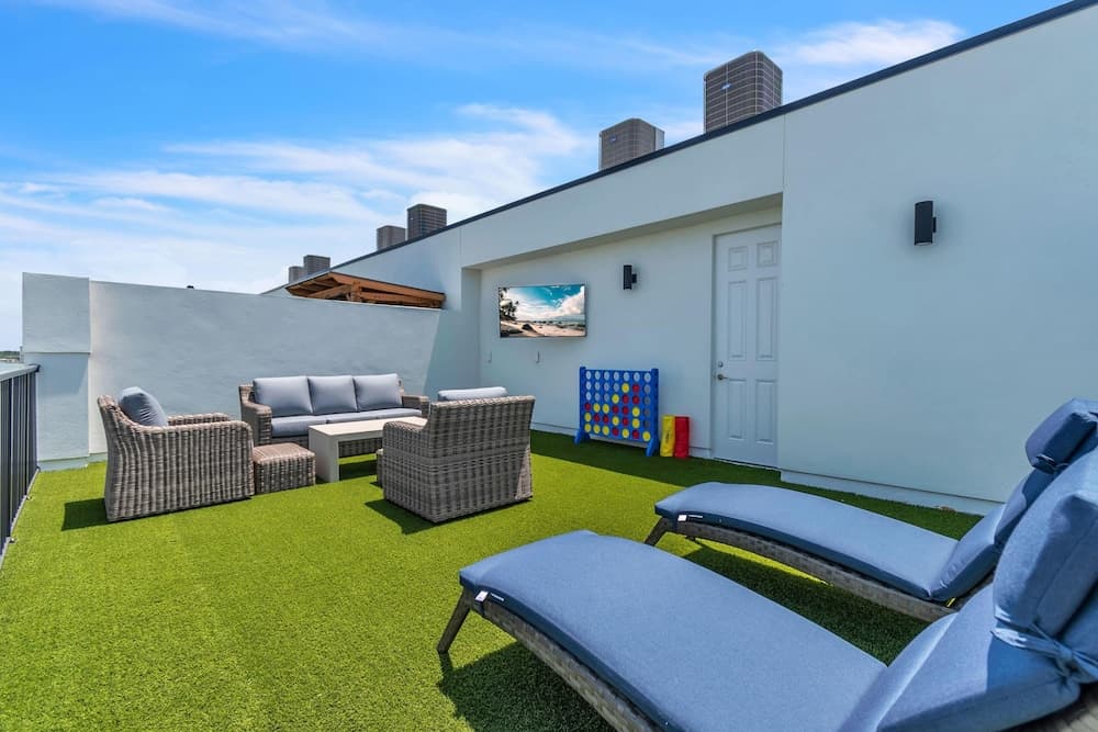 Azul Townhomes A3 - Sunrise