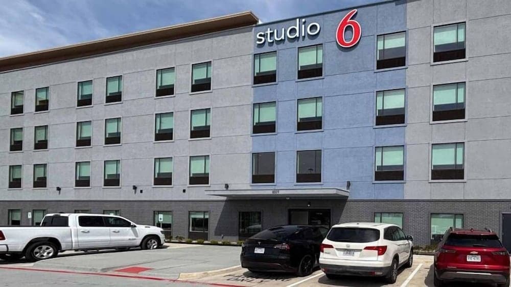 Studio 6 Dallas, TX – Fair Park