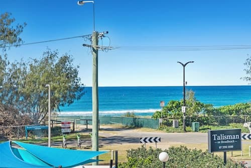 Broadbeach Blvd Apartment