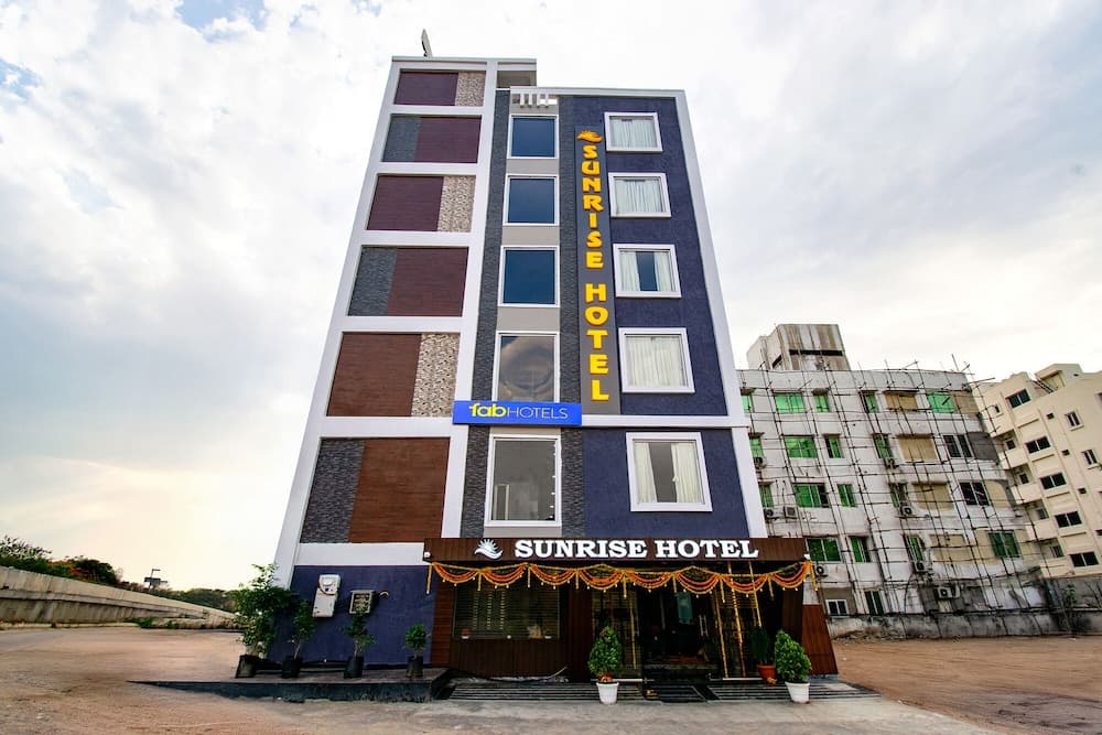 Fabhotel Sunrise