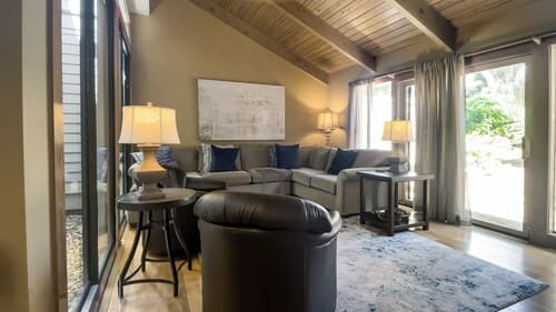 203 Twin Oaks at The Sea Pines Resort