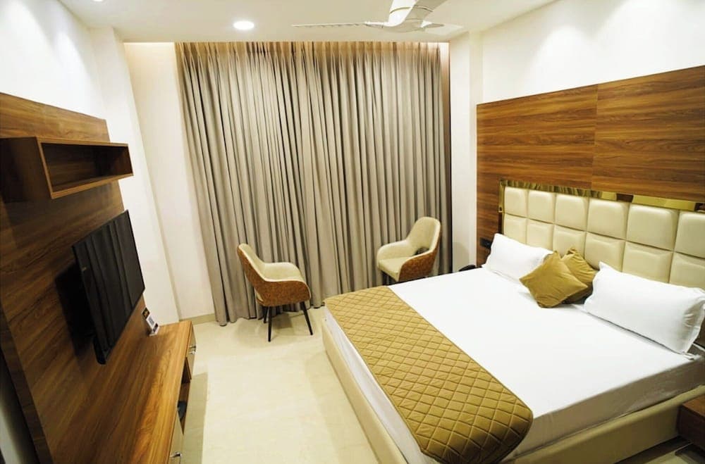 Hotel Ovel hotel Ludhiyana