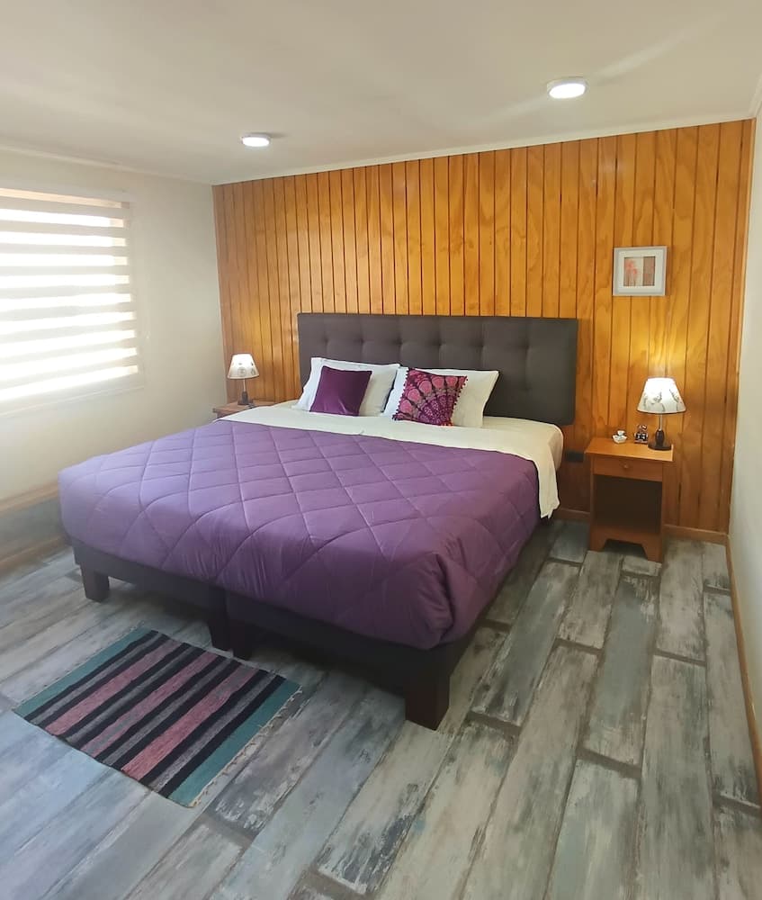 Hostel Rogiel Airport Transfer