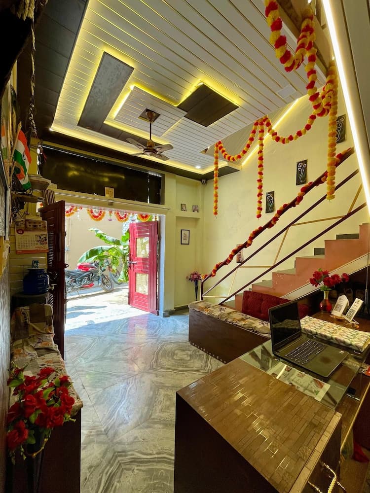 Hotel Shivayy Majestic