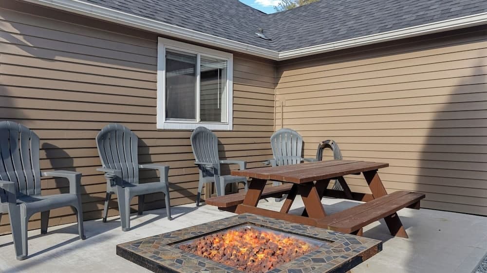 Peaceful 3BR W/ BBQ & Firepit Near Nature Skagit