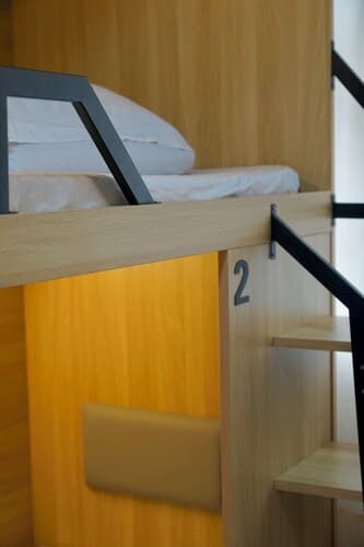 Waveflo Hostel