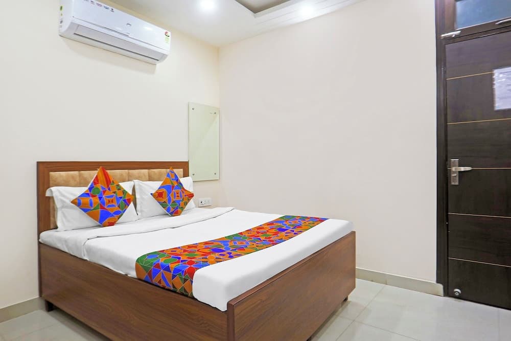 Fabhotel The Hide Away