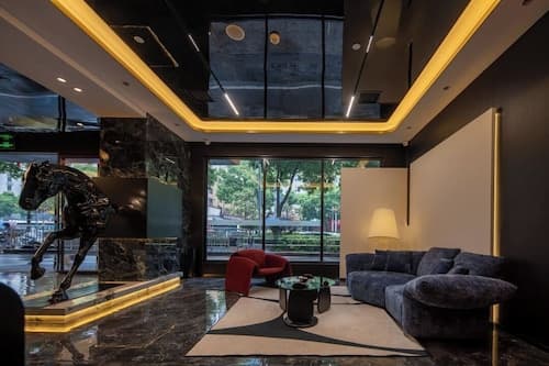 Neyar Hotel