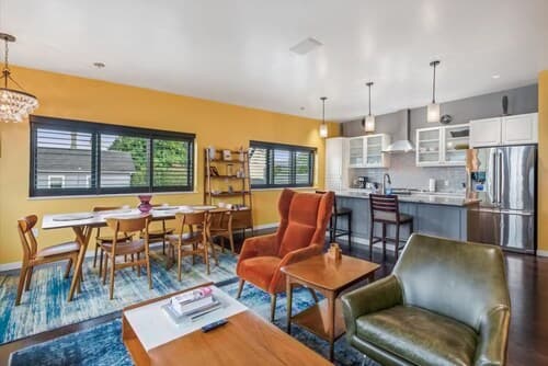 Meadowlark Suite - 201 2b1b