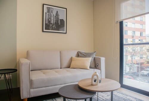 w Modern 2BR w Scenic Balcony Close to Kennedy Park