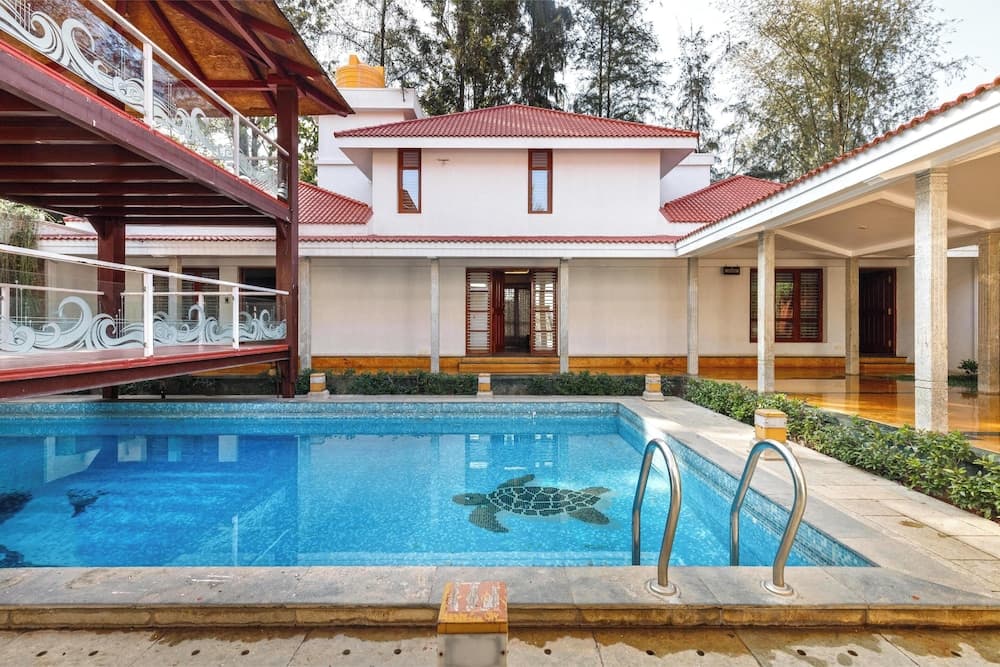 Ananta Vilas by Stayjadeluxuriouspoollawn4bhk