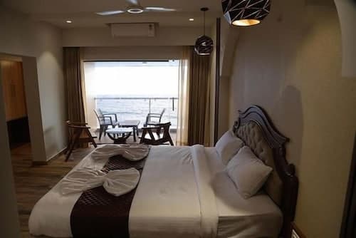 Palm Breeze Beach Resort
