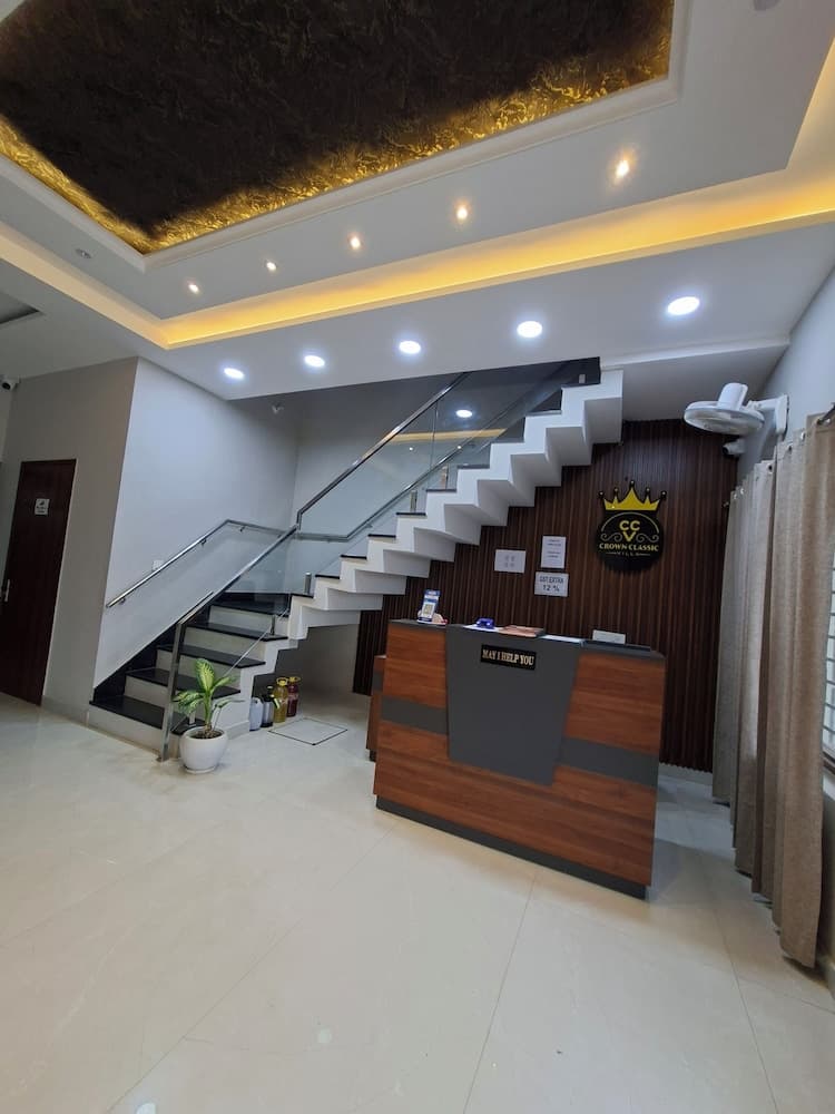 Crown Classic Villa