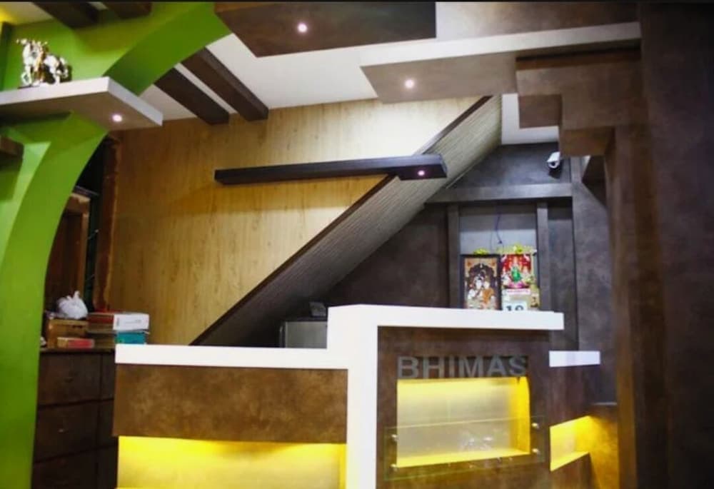 HOTEL BHIMAS