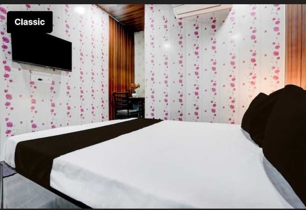 Hotel Ab Residency