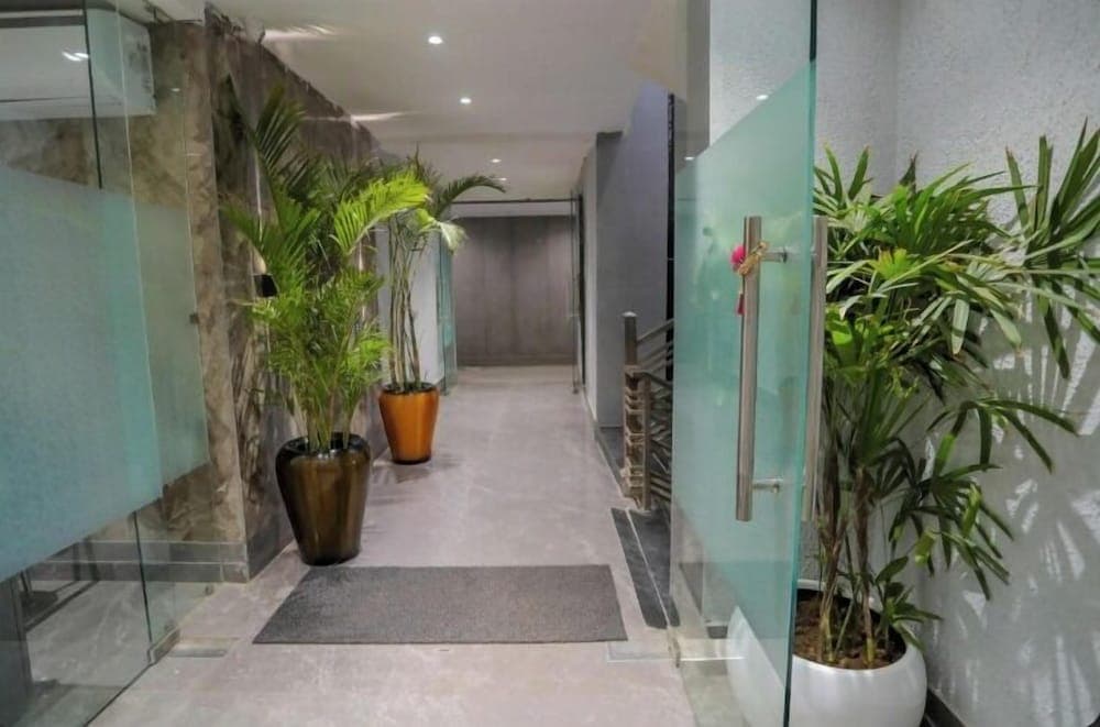 The White Seasons Hotel