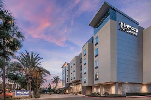 Homewood Suites by Hilton Anaheim Resort – Convention Center