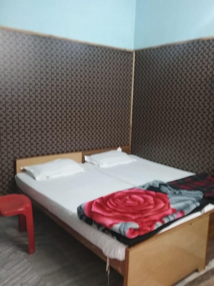 Teerth Guest House