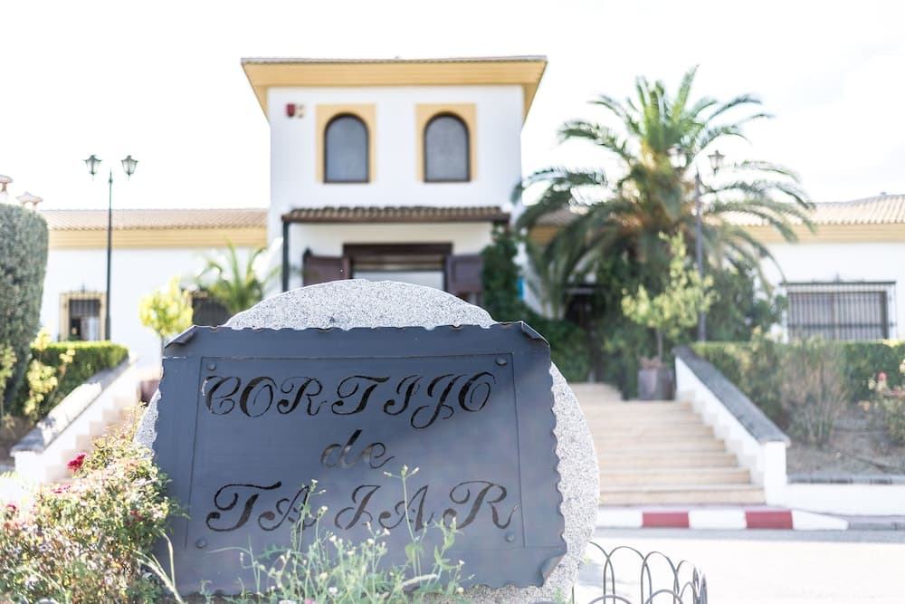 Hotel Cortijo de Tájar