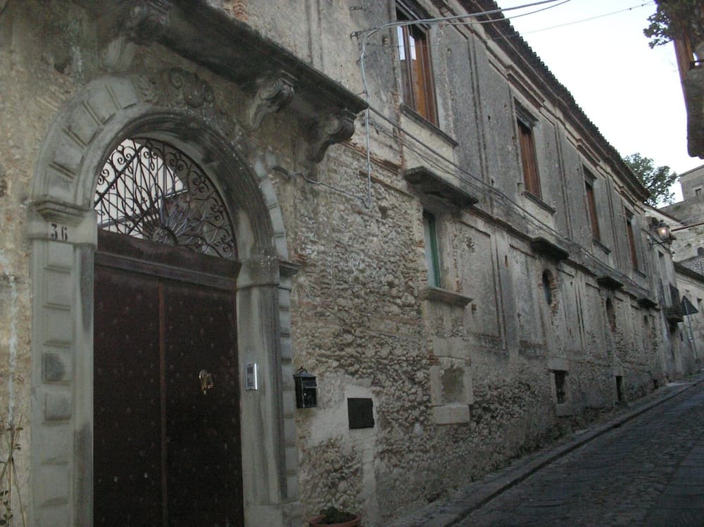 Casa Ferrari
