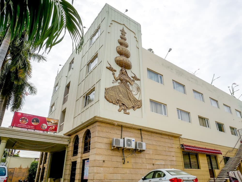 Diamond Hotel