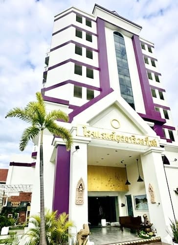 Ayothaya Riverside Hotel Ayutthaya