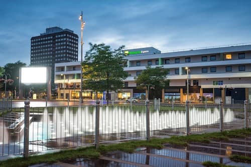 Holiday Inn Express Middlesbrough - Centre Square by IHG