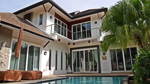 Suriya Som Villa