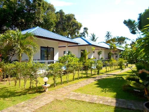 Baan Kuasakul Resort