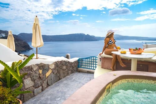 Santorini Paradise