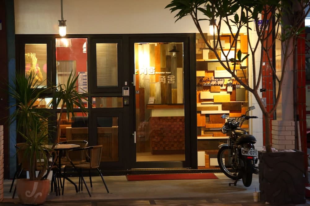 Corner House - Hostel