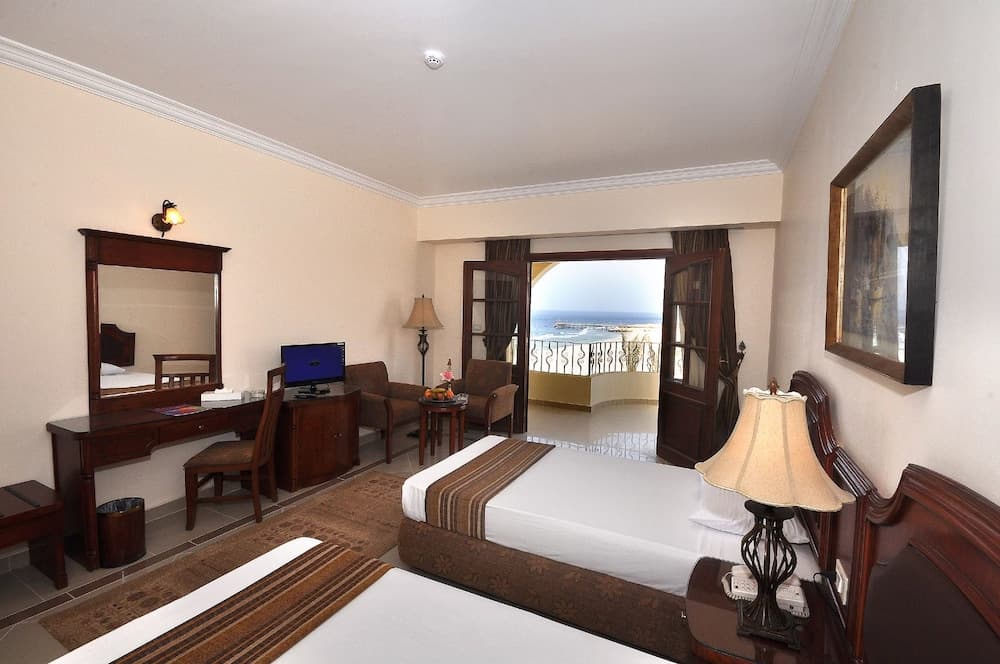 Life Resort Coral Hills