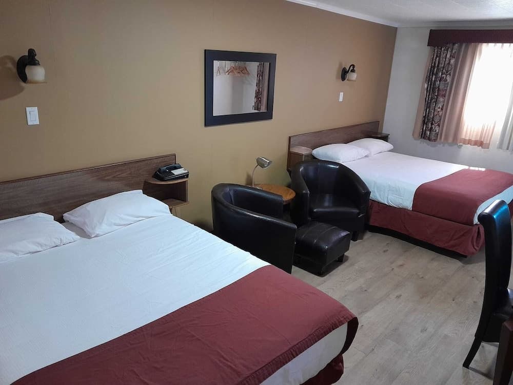 Travellers Motel