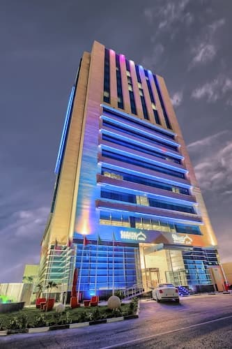Saraya Corniche Hotel