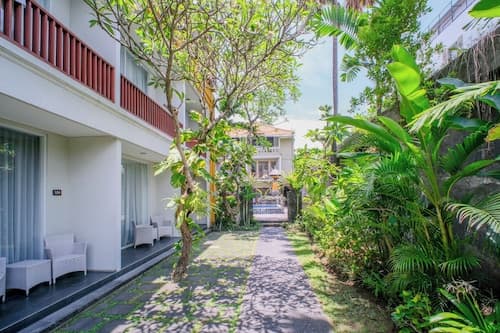 Kamini Legian Hotel