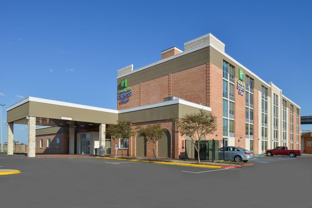 Holiday Inn Express & Suites Shreveport - Downtown by IHG