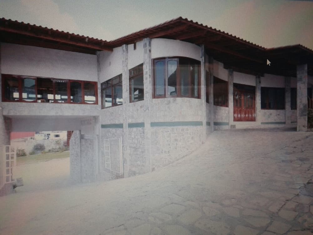 Hotel Parador JL