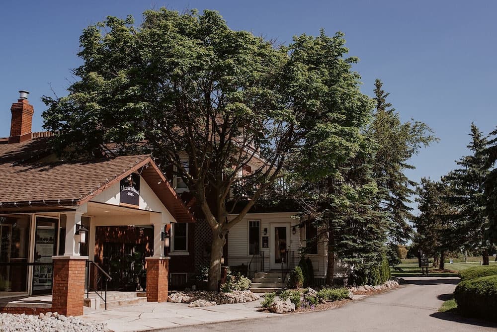 Hessenland Inn & Schatz Winery