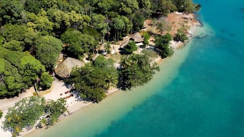 The Tropical Beach Resort